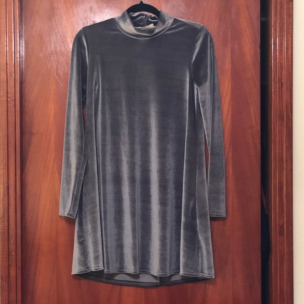 Silver velvet dress size Small